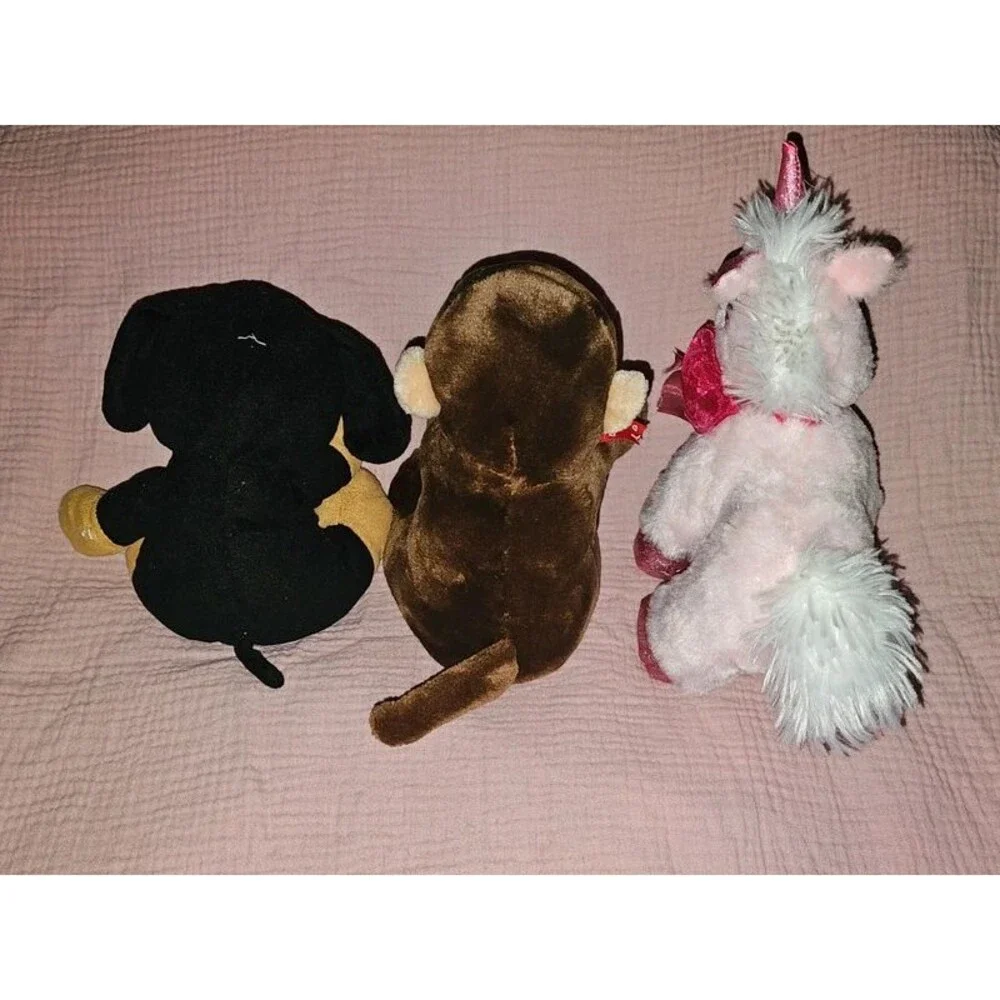 Stuffed animal bundle